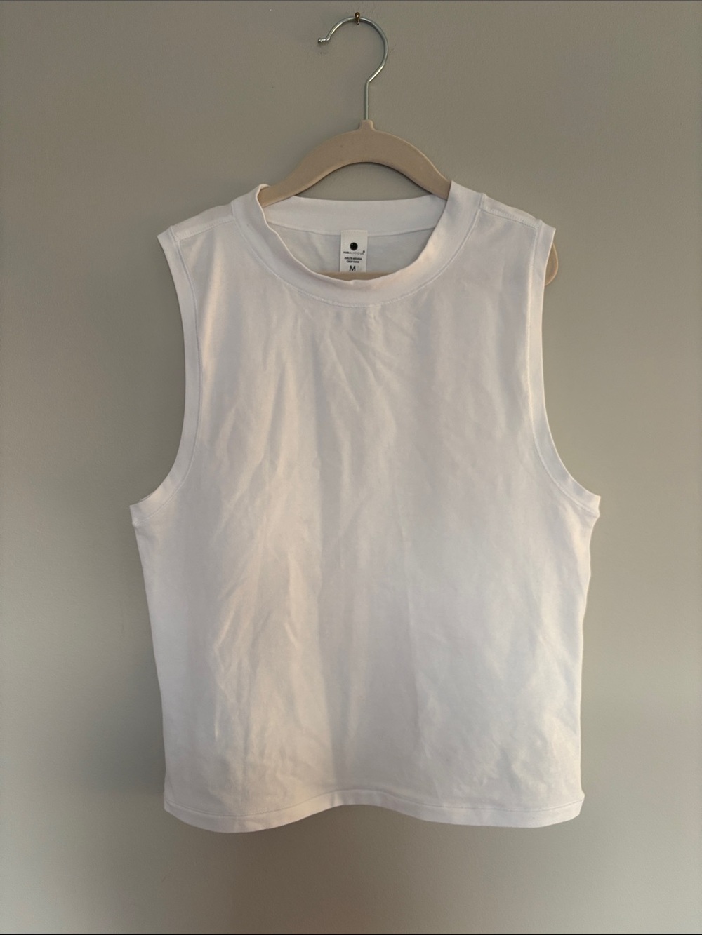 Yogalicious Airlite Melissa Crop Tank White Size Medium